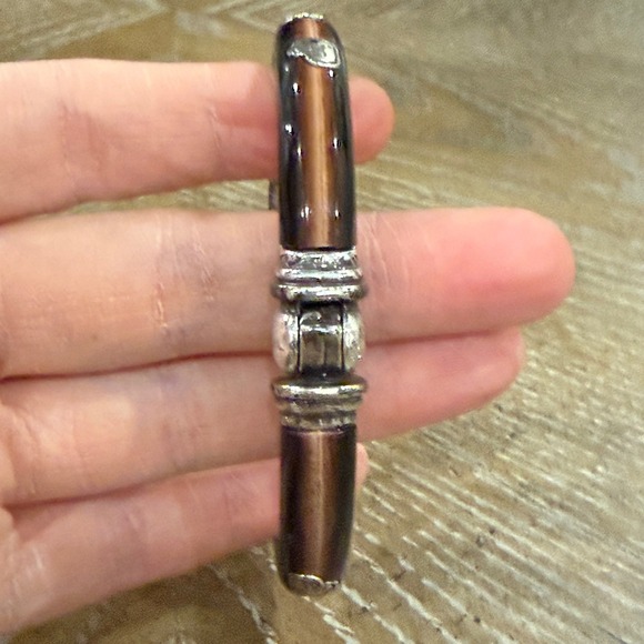 Brighton Brown Lucite Crystal Heart Hinged Bangle Bracelet Silver Plated - Picture 6 of 8